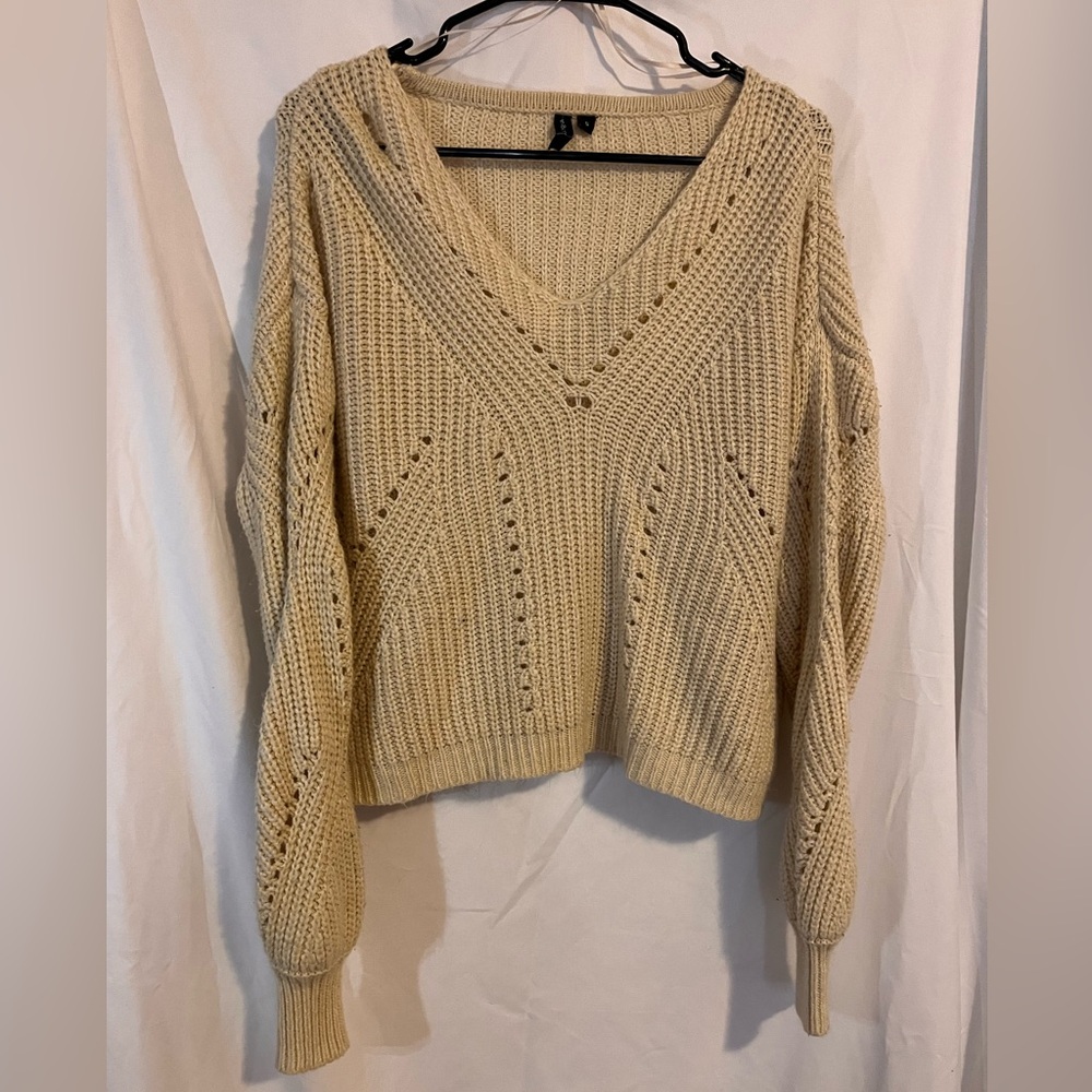 Moon&Madison knit cream sweater